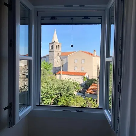 Ana Apartman *